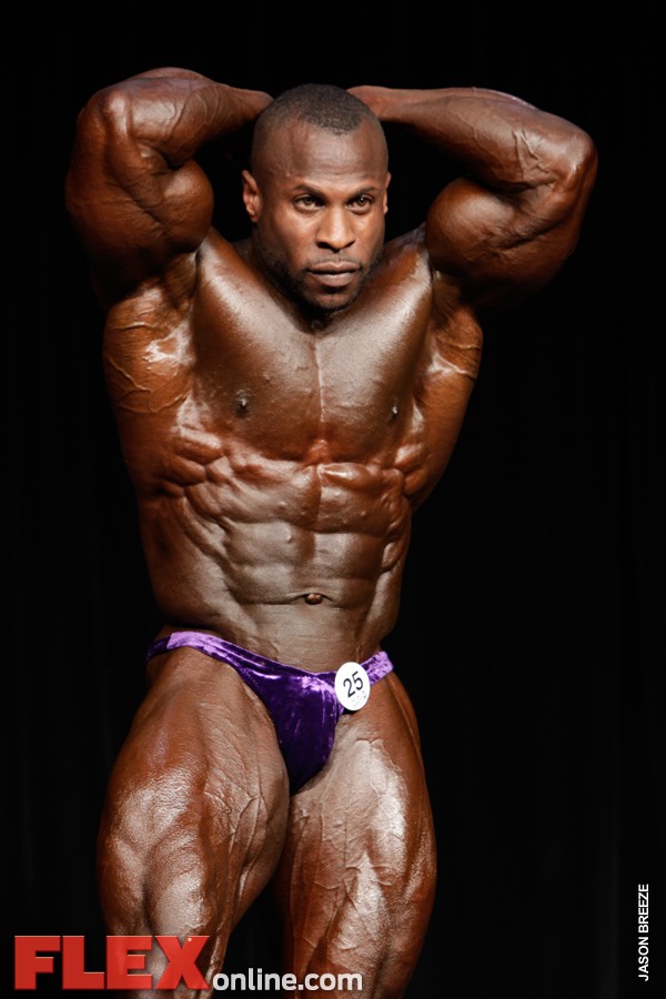 Mboya Edwards - Mens 212 - Toronto Pro 2011