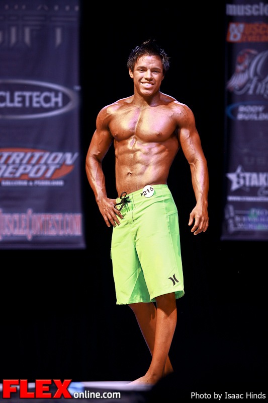 Matthew Sosa - Men's Physique Class A - Phil Heath Classic 2013