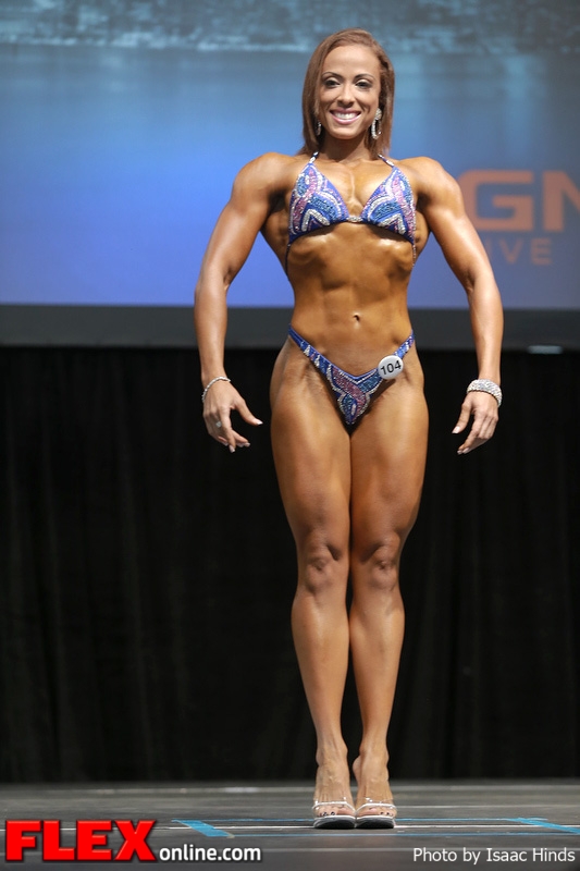 Tamara Ribeiro Bailey - Figure - 2013 Toronto Pro