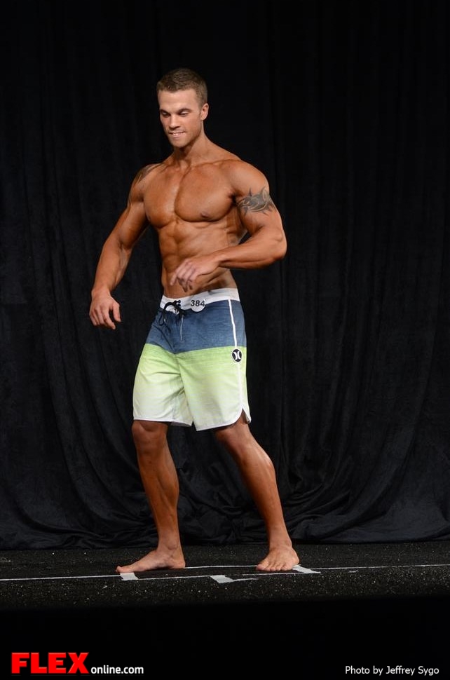 Robert Kerr - Men's Physique D - 2013 North Americans