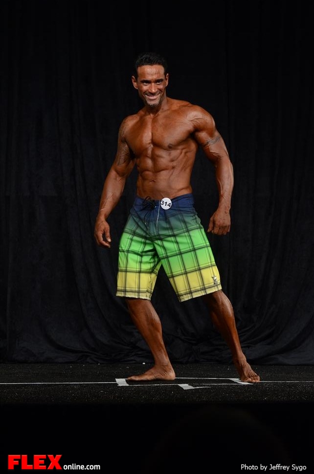 Tony Torres - Men's Physique A 35+ - 2013 North Americans