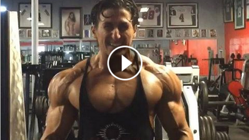 Sadik Hadzovic Looking Shredded 20 Days Out From the 2015 Olympia