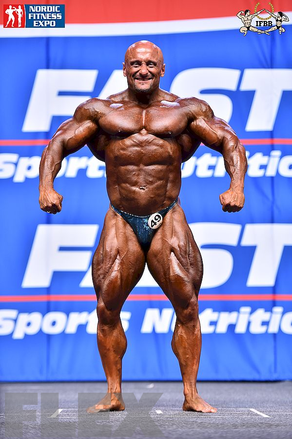 Robert Piotrkowicz - Men's Open Bodybuilding - 2015 IFBB Nordic Pro