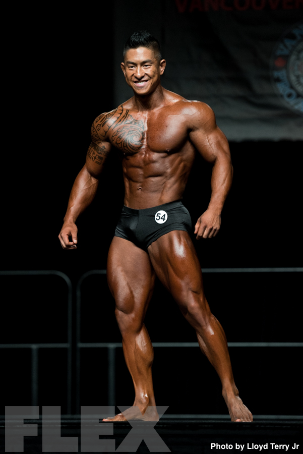 2016 IFBB Vancouver Pro: Classic Physique - Jonathan Sebastian