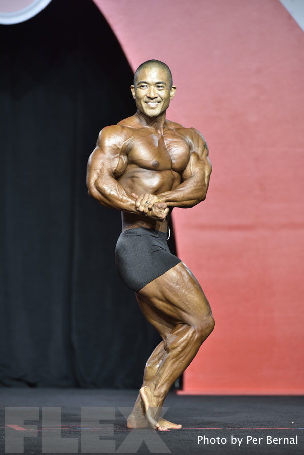 Shavis Higa - Classic Physique - 2016 Olympia