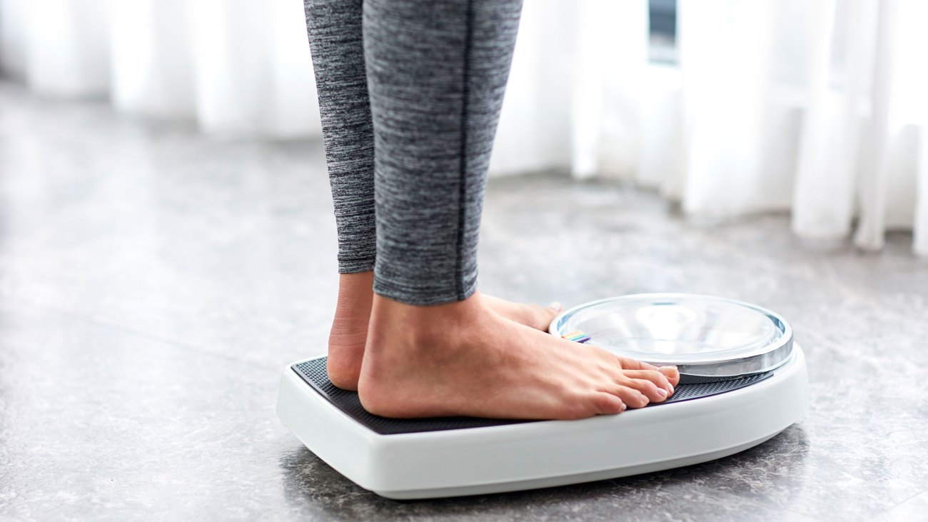 Daily Weigh-Ins May Help Fat Loss, Study Finds