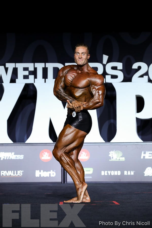 Chris Bumstead - Classic Physique - 2018 Olympia