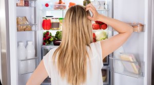 Girl-In-Front-Fridge-Decisions-Confused