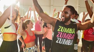 Dario leading a group zumba class from strong nation